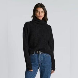 Everlane The Alpaca Oversized Turtleneck in Heathered Black XS